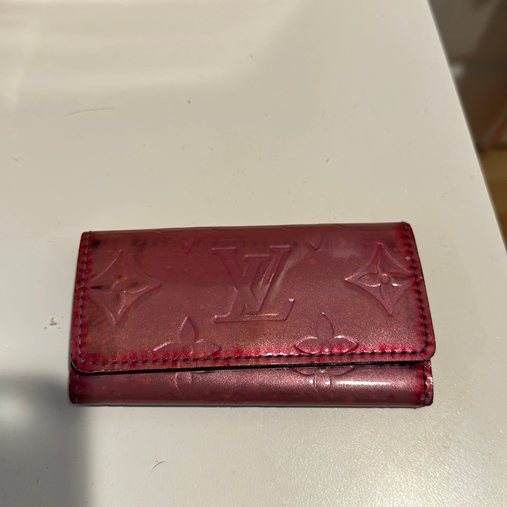 Louis Vuitton Vernis key holder